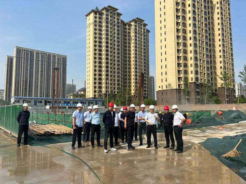 1736988841367558.jpg 640.jpg