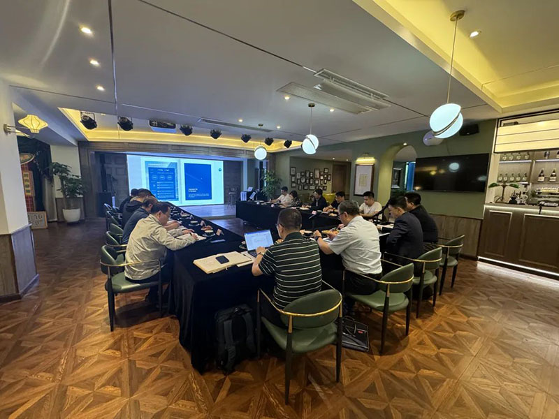 1736993382163865.jpg 640 (1).jpg